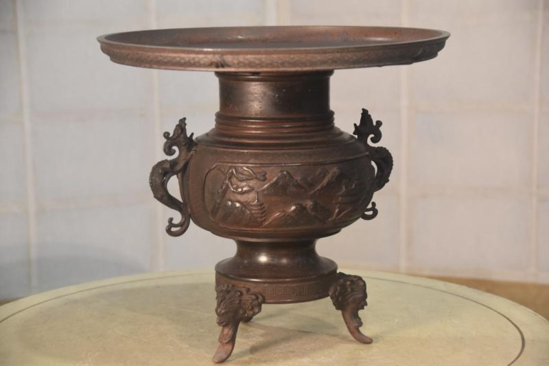 Bronze Usubata Vase Width:300mm - Image 4