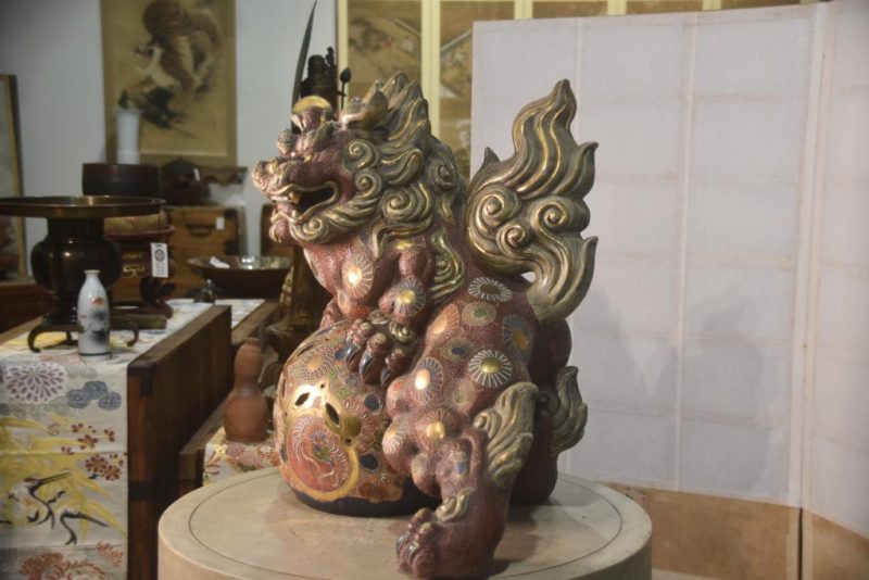 Large Kutani Pottery Shishi Buddhist Lion Dog Height:540mm - Image 3