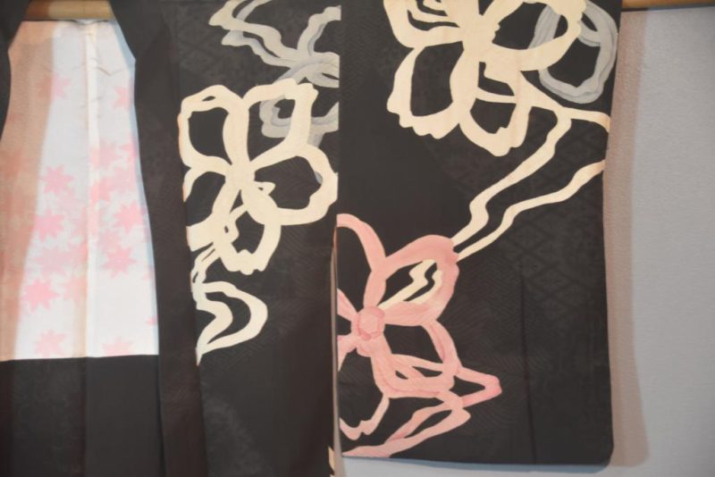Vintage Black Jacquard Floral Silk Haori Jacket - Image 2