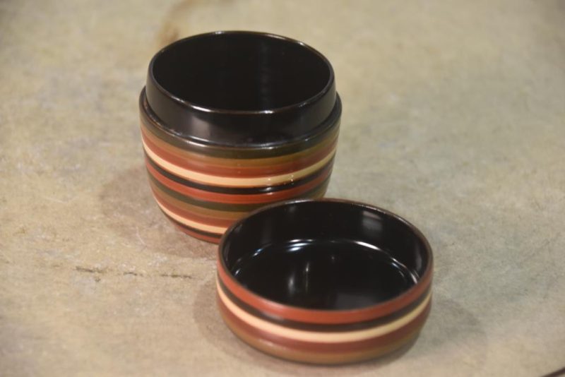 Japanese Spinning Top Design Natsume Tea Caddy Width:68mm - Image 4
