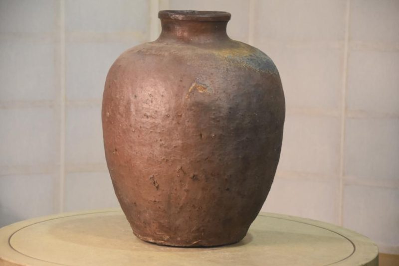 A Bizen Pottery Urn Height:350mm - Image 6