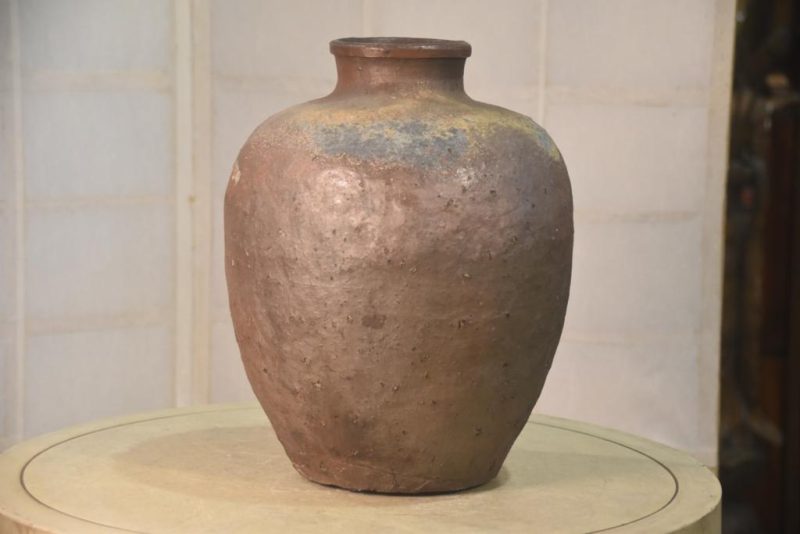 A Bizen Pottery Urn Height:350mm - Image 4