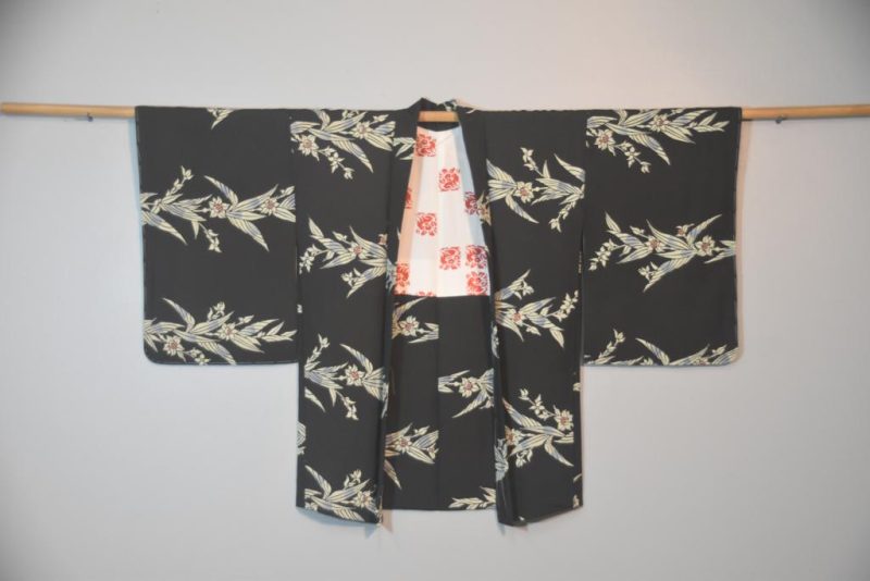 Black and White Silk Haori Jacket - Image 6