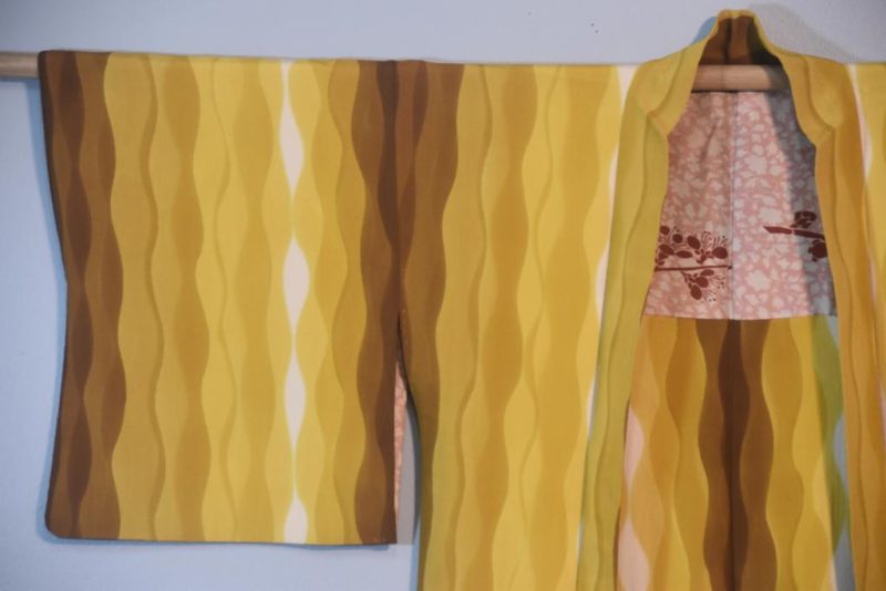 Geometric Mustard Silk Haori Jacket - Image 5