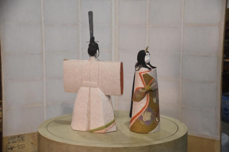 Kimekomi Emperor and Empress Dolls - Image 6