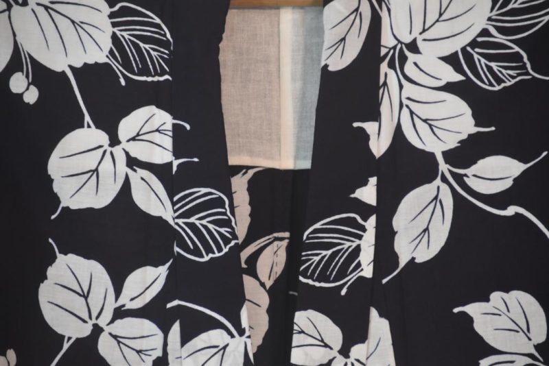 Navy & White Vines Vintage Japanese Cotton Yukata - Image 7