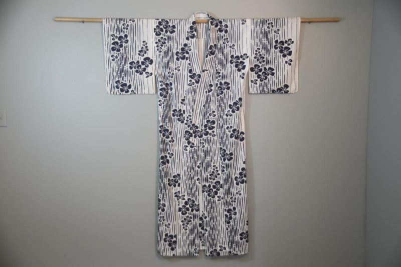 Navy on White Frangipani Vintage Japanese Cotton Yukata - Image 3