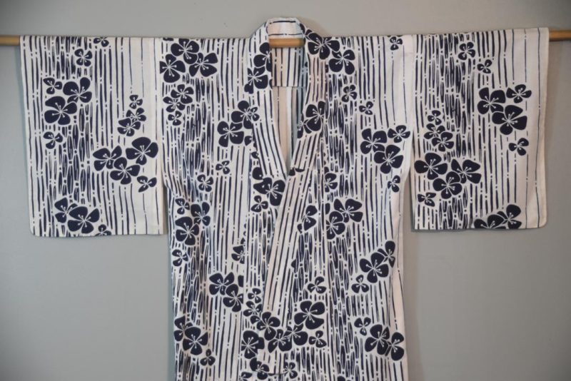 Navy on White Frangipani Vintage Japanese Cotton Yukata - Image 6