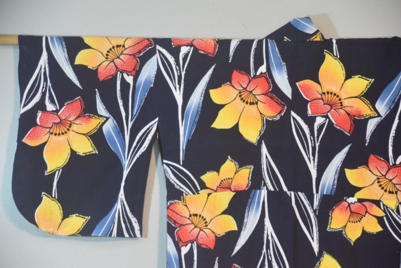 Summer Tiger Lily Vintage Japanese Cotton Yukata - Image 5