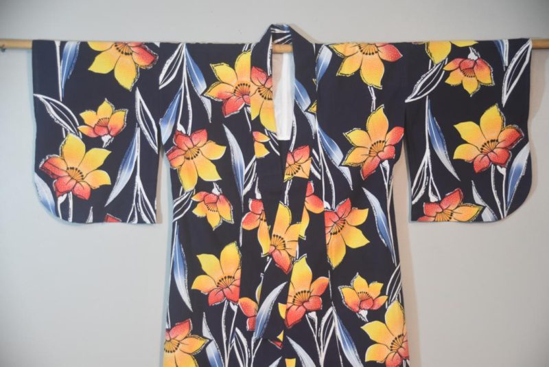 Summer Tiger Lily Vintage Japanese Cotton Yukata - Image 3