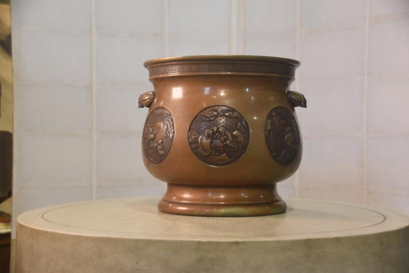 Japanese Bronze Hibachi Urn Width:280mm - Image 9