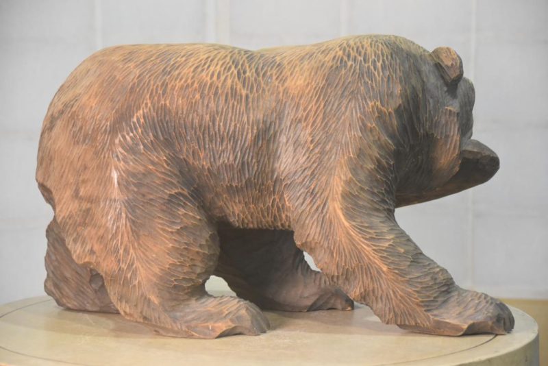 Carved Wooden Hokkaido Bear Width:500mm - Image 6