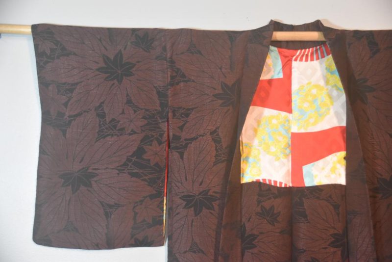 Metallic Thread with Red Japanese Vintage Silk Haori Jacket - Image 4