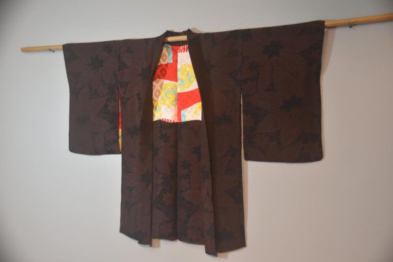 Metallic Thread with Red Japanese Vintage Silk Haori Jacket - Image 5