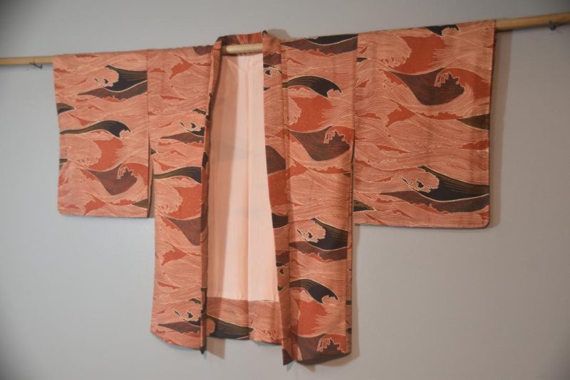 Waves of Zen Japanese Vintage Silk Haori Jacket - Image 4