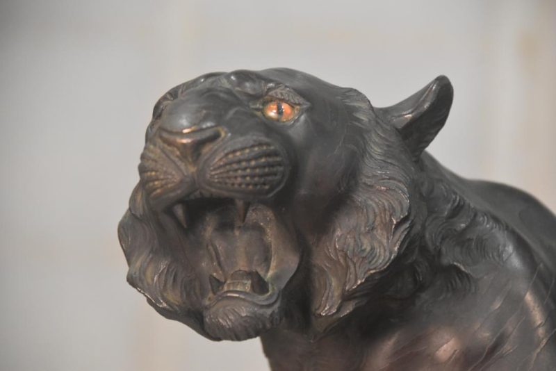 Japanese Bronze Tiger Width:580mm. - Image 7