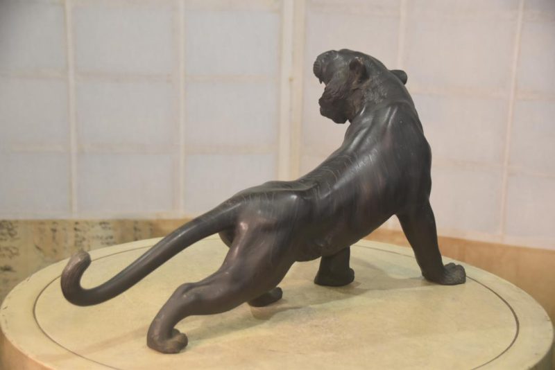 Japanese Bronze Tiger Width:580mm. - Image 6