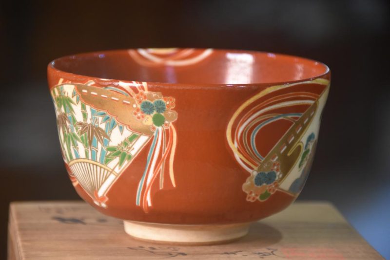 Kyoyaki Tea Bowl in a wooden box Width:123mm - Image 5