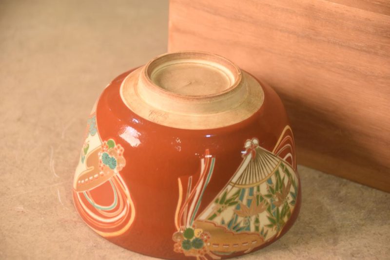 Kyoyaki Tea Bowl in a wooden box Width:123mm - Image 3