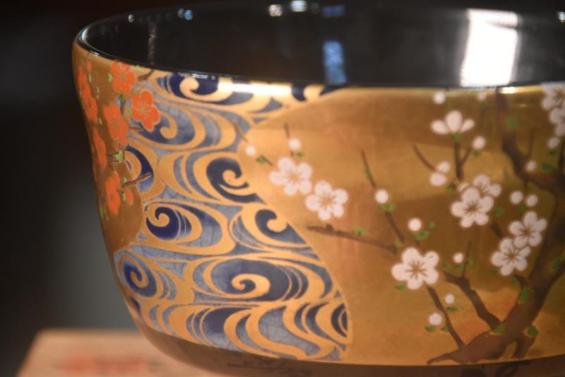 Kyoyaki Tea Bowl in a wooden box Width:123mm - Image 2