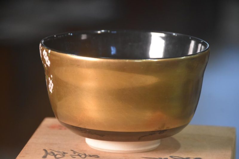 Kyoyaki Tea Bowl in a wooden box Width:123mm - Image 8