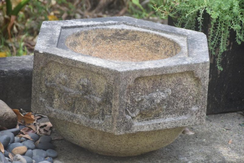 Temple Granite Garden Basin Width:600mm - Image 6