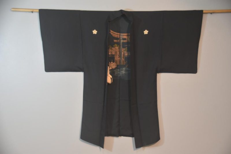 Lakeside Tori Gate Vintage Japanese Silk Mans Haori - Image 3