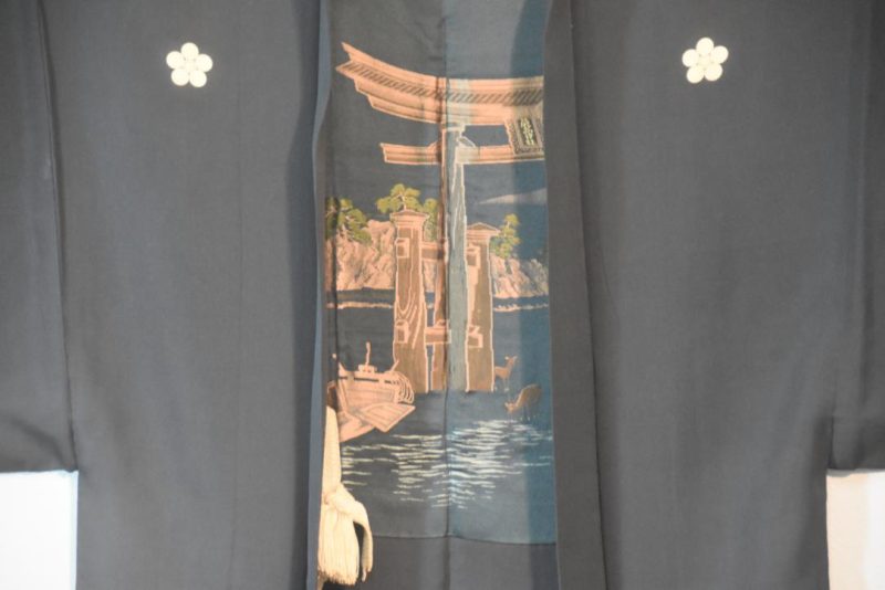 Lakeside Tori Gate Vintage Japanese Silk Mans Haori - Image 5