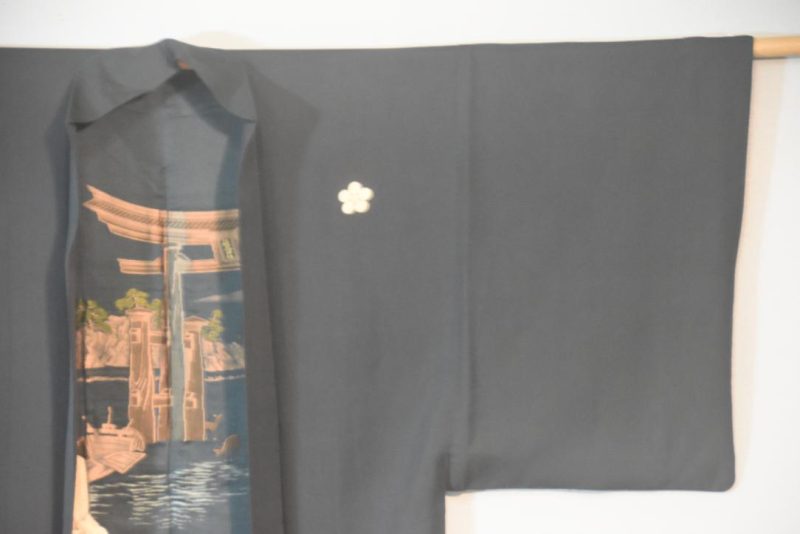 Lakeside Tori Gate Vintage Japanese Silk Mans Haori - Image 7