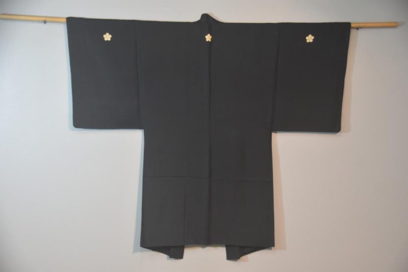 Lakeside Tori Gate Vintage Japanese Silk Mans Haori - Image 4