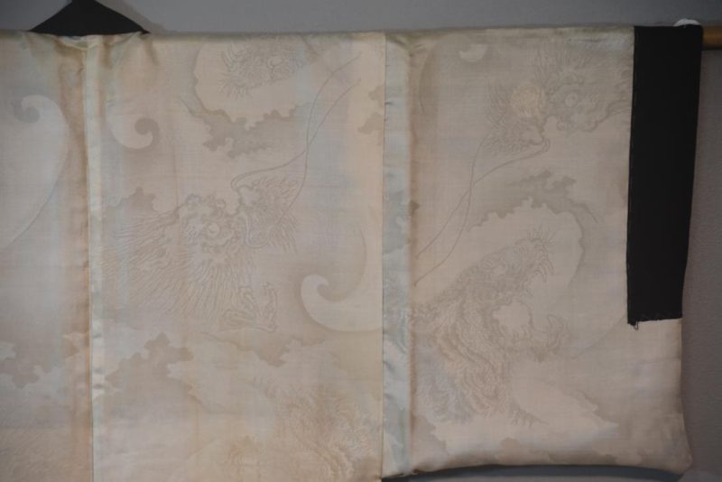 Mythical Tiger Vintage Japanese Silk Mans Haori - Image 9