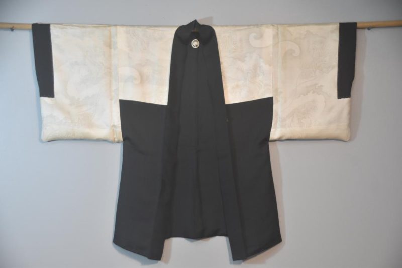 Mythical Tiger Vintage Japanese Silk Mans Haori - Image 3