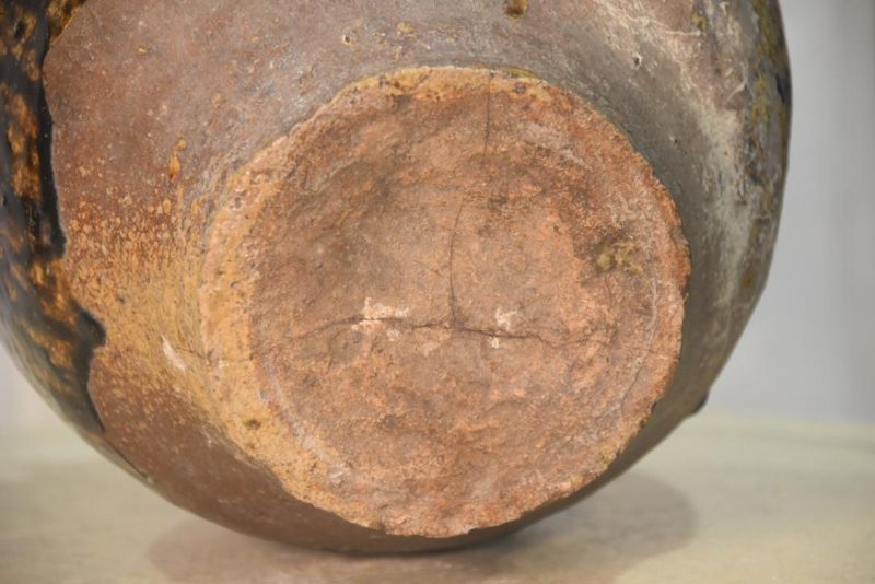 Shigaraki Wood Fired Tsubo Vase Width:230mm - Image 4