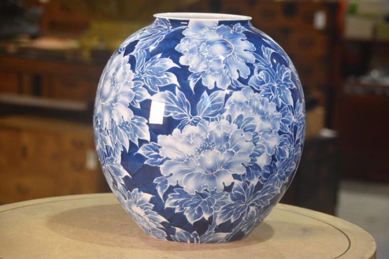 Japanese Arita Pottery Vase Width:300mm