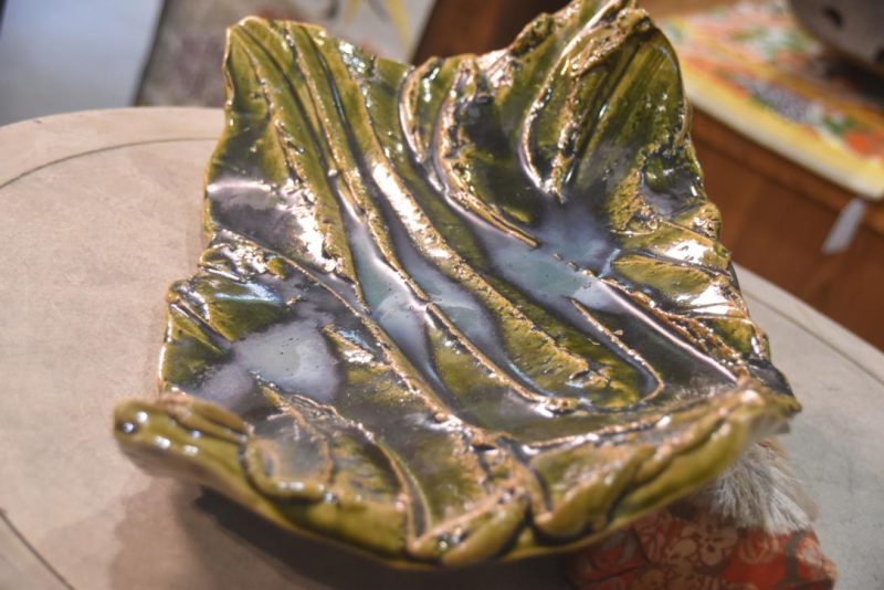 Oribe Pottery Platter by Haku Tadashi Width:460mm - Image 5