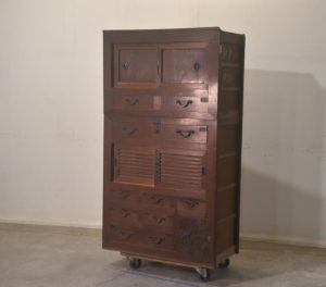 Merchant Chest 2 Sections Width:970mm