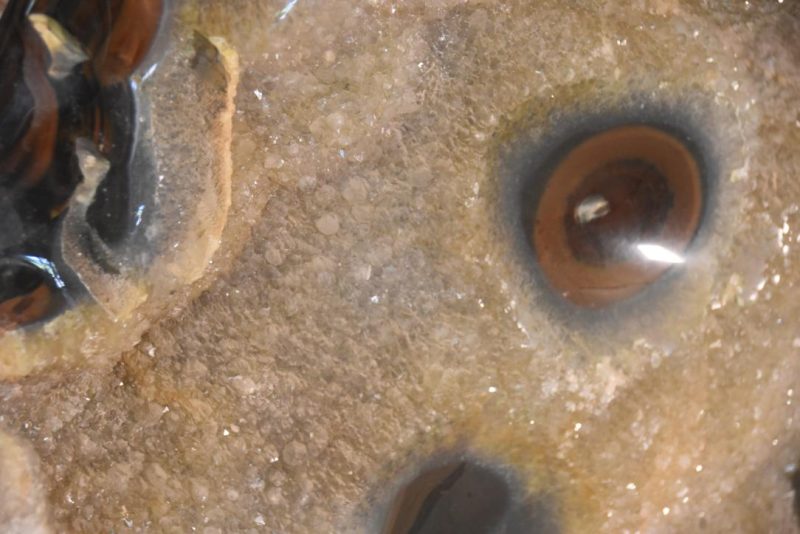 Onyx Crystal Suiseki Width:570mm - Image 2