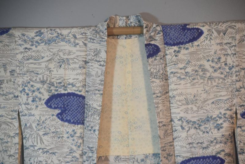 Japanese Silk Vintage Haori Jacket - Image 5