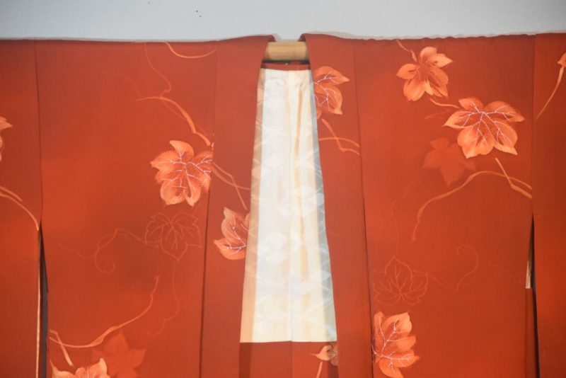 Japanese Silk Vintage Haori Jacket - Image 5