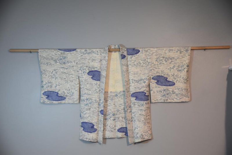 Japanese Silk Vintage Haori Jacket - Image 6