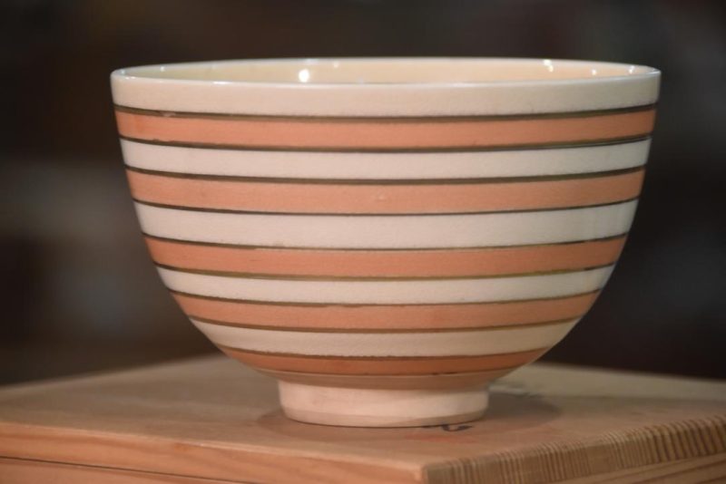 Tea Bowl in a wooden box Width:122mm - Image 7