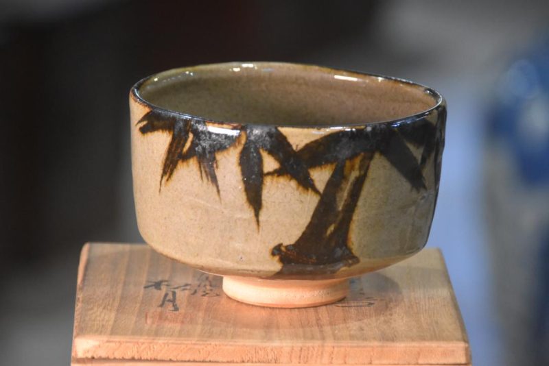 Chawan Tea Bowl in a Wooden box Width:130mm
