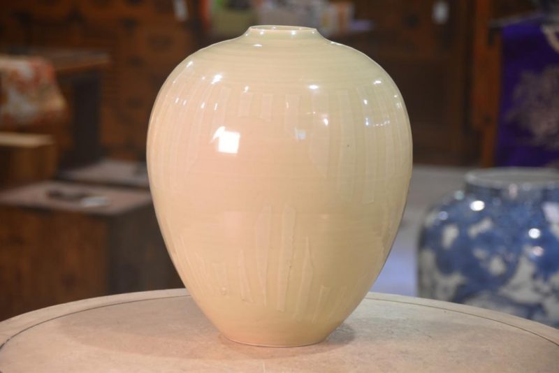 Pottery Vase Height:300mm