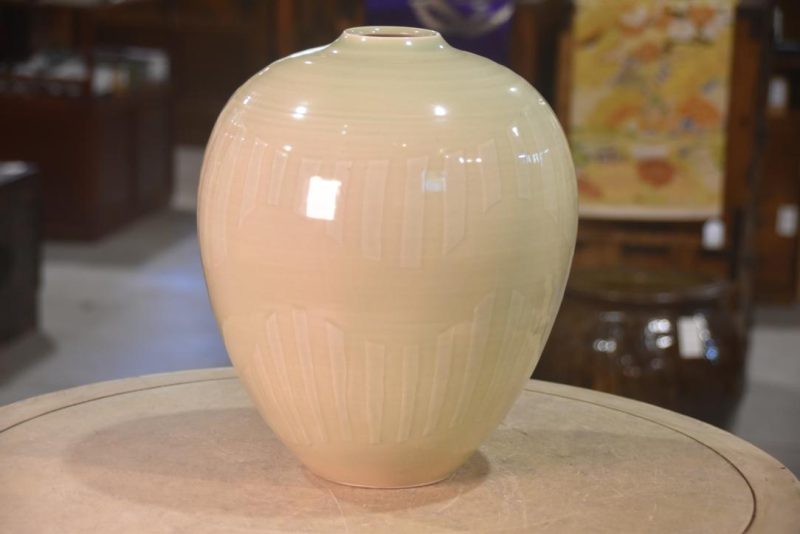 Pottery Vase Height:300mm - Image 7