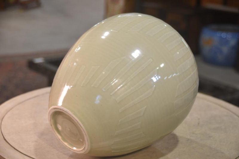 Pottery Vase Height:300mm - Image 5