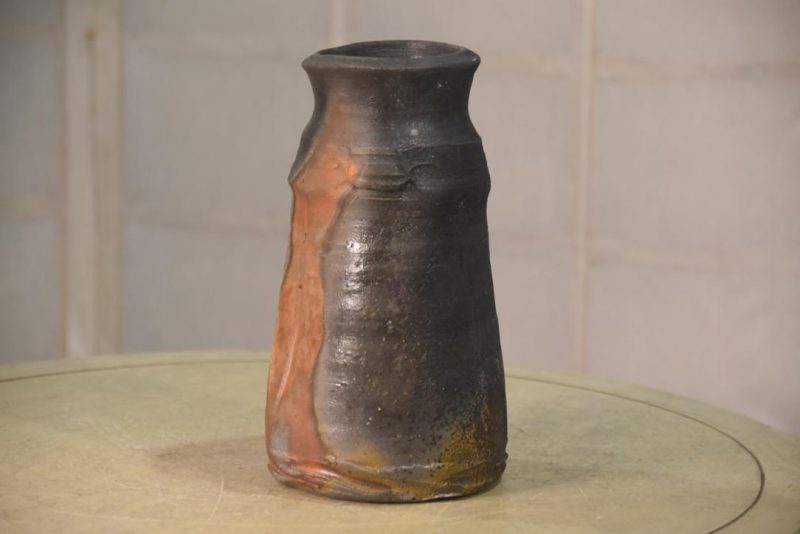 Japanese Bizen Pottery Vase in a Wooden Box Height:235mm - Image 6