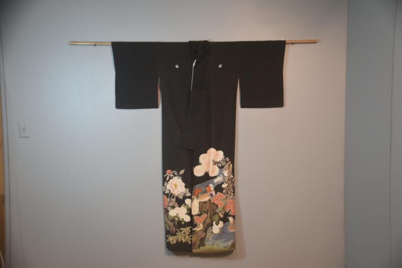 Birds of Joy Vintage Silk Japanese Kimono - Image 7