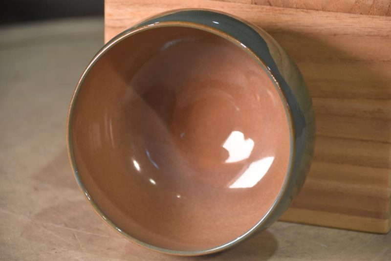 Chawan Tea Bowl in a wooden box Width:116mm - Image 6