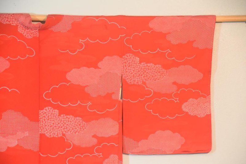 I See Red Clouds Vintage Haori Jacket - Image 6