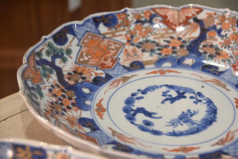 Set of 3 Japanese Imari Bowls Width:350mm - Image 9